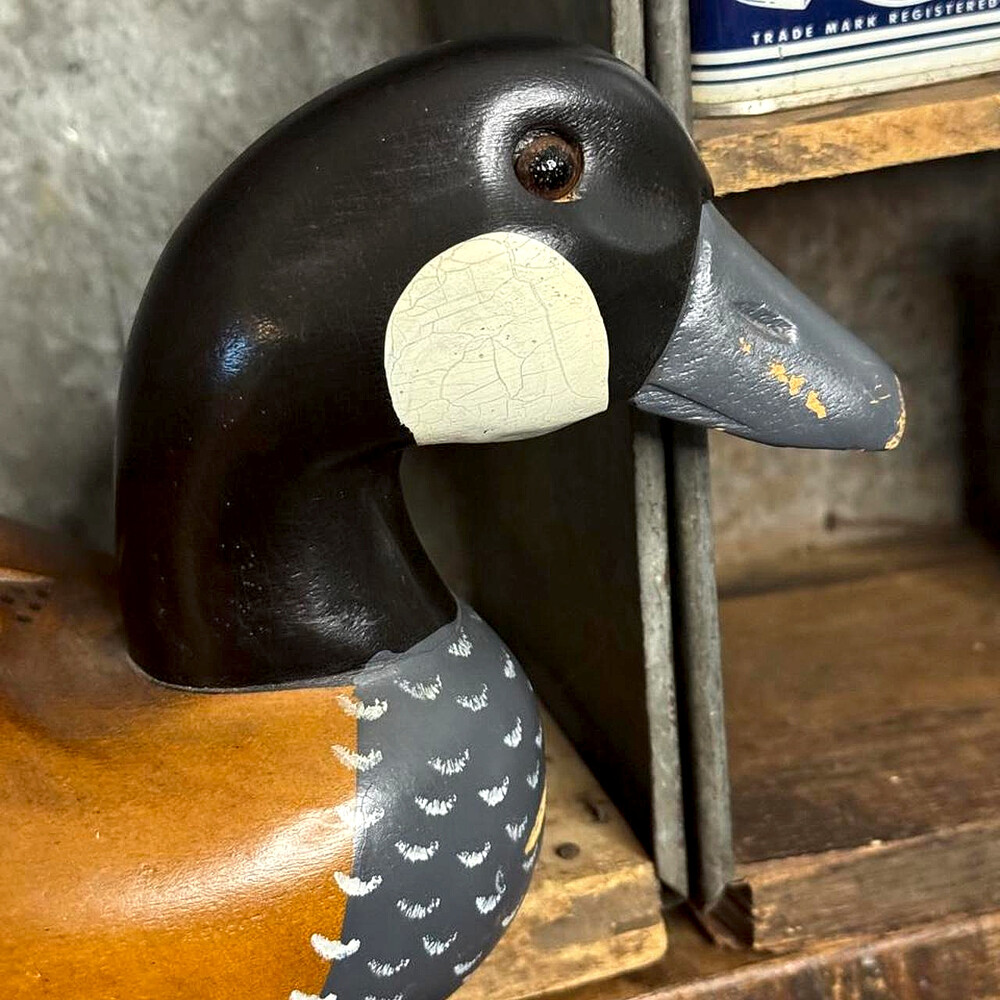 Vintage Hand Painted Wood Canada Goose Decoy – Made in Taiwan – Cabin Lodge Deco - Picture 4 of 6